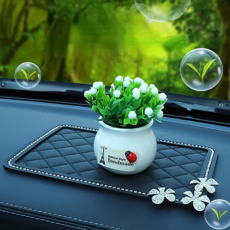 Car Anti-slip Pad, Car Ornament Car Feather Pad Car Interior Control Silicone Pad Car Decorative Diamondencrusted Pad NewProduct