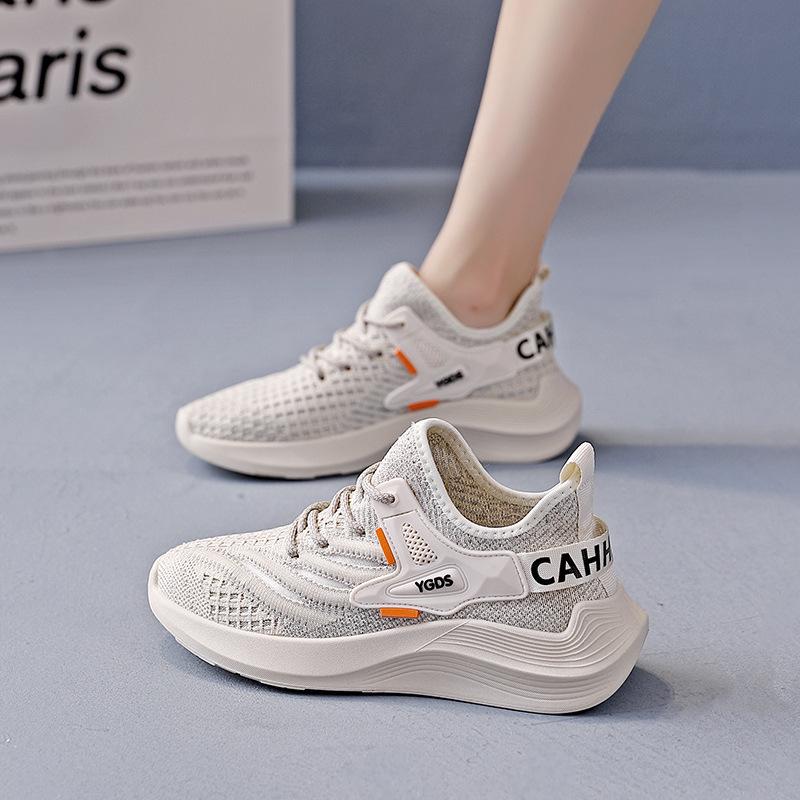 

Женская обувь летняя сетчатая дышащая тонкая 2024 новая спортивная обувь легкая амортизирующая кроссовки мягкая подошва CY222 35 бежевый