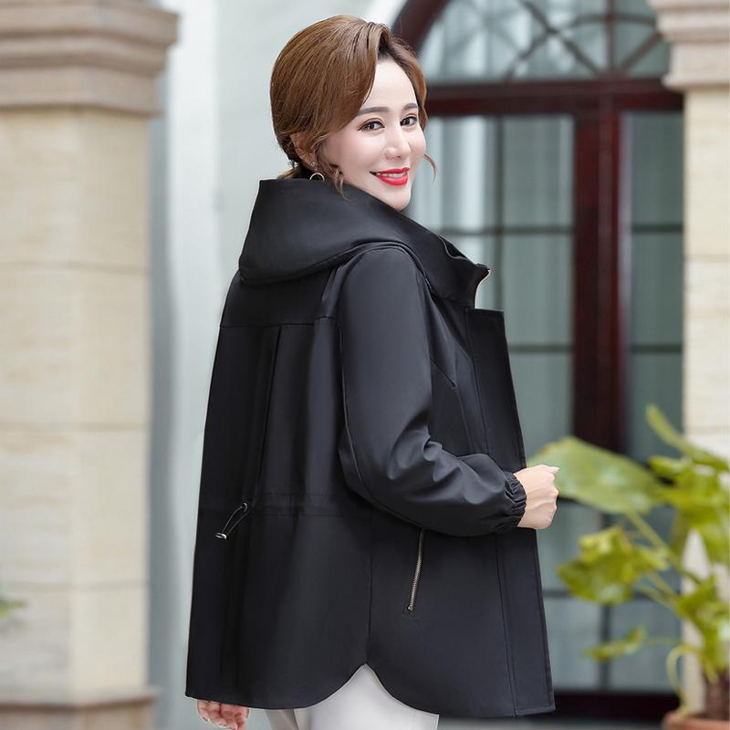 2026 Spring/Autumn Stylish Windbreaker for Middle-Aged & Elderly Women
