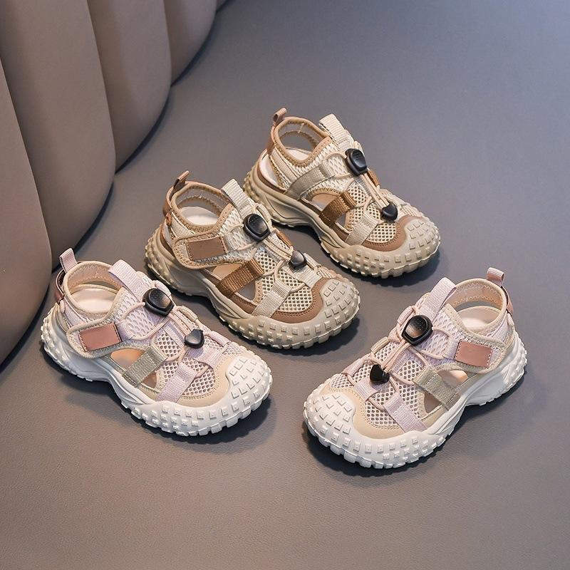 Boys net shoes 2025 summer new children's fashion hollow breathable lightweight sports sandals girls frame shoes