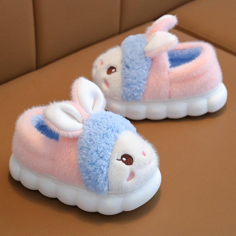 Children's cotton slippers winter velvet thickened warm soft sole non-slip home cartoon cute boy and girl baby parent-child shoes