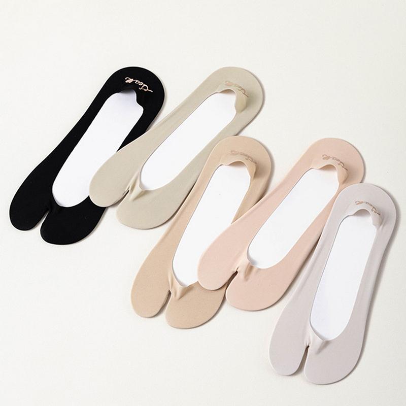 Ultra Thin Split Toe Socks Summer Outdoor No Show Tabi Two Toe Socks Invisible Liner Boat Ankle Toe Socks For Women Ladies