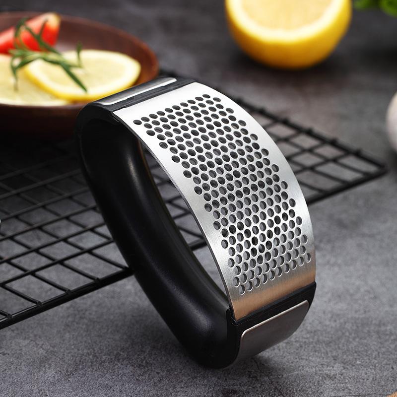 Stainless Steel Garlic Crusher Mud Press Manual Ginger Grinding Chopper Pipe Peeler Mincer for Fruit Vegetables Kitchen Tools