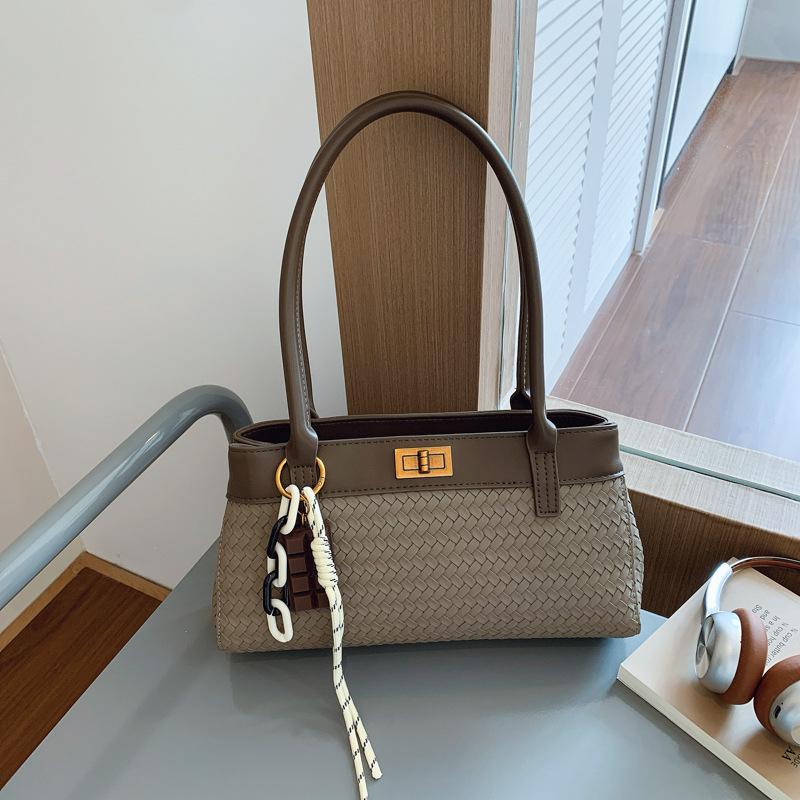 Premium sense daily commute going out armpit bag 2025 versatile temperament casual Korean new ins women's shoulder bag