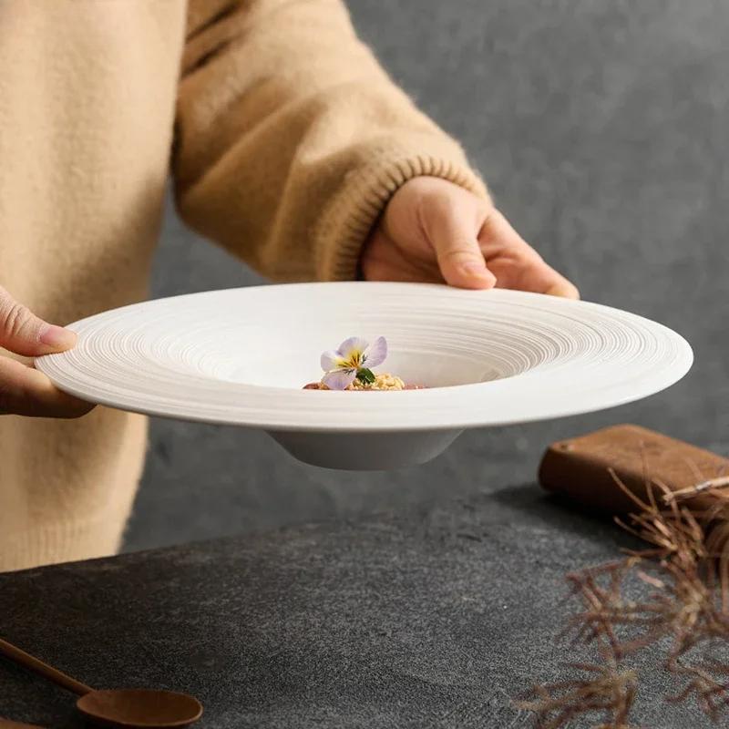 White Ceramic Serving Plate Round Thick Soup Plate Pasta Dish Salad Plate Dessert Dish Molecular Cuisine Restaurant Tableware