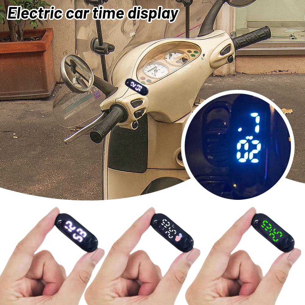 Orologio Digitale LED Luminoso Portatile da Cruscotto per Moto Veicoli Elettrici Scooter Elettrici Impermeabile