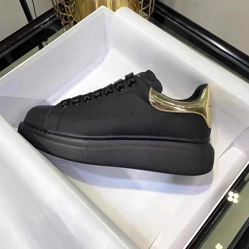 McQueen little white shoes women's shoes 2025 autumn and winter new men's shoes inner heightening thick baseplate shoes casual versatile sports shoes