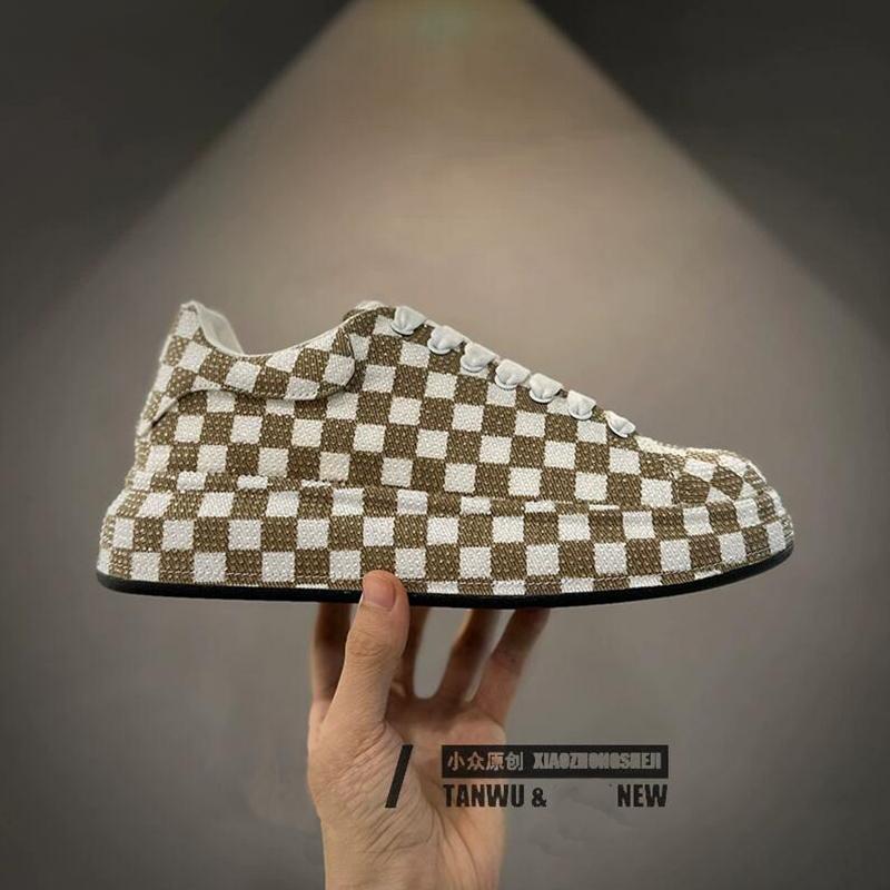 Mode Luxus Strass Sneaker Herren Plateau Freizeitschuhe Runde Zehenpartie Schnürschuhe Wanderschuhe Herren Einfarbig Kristall Designer Sneaker