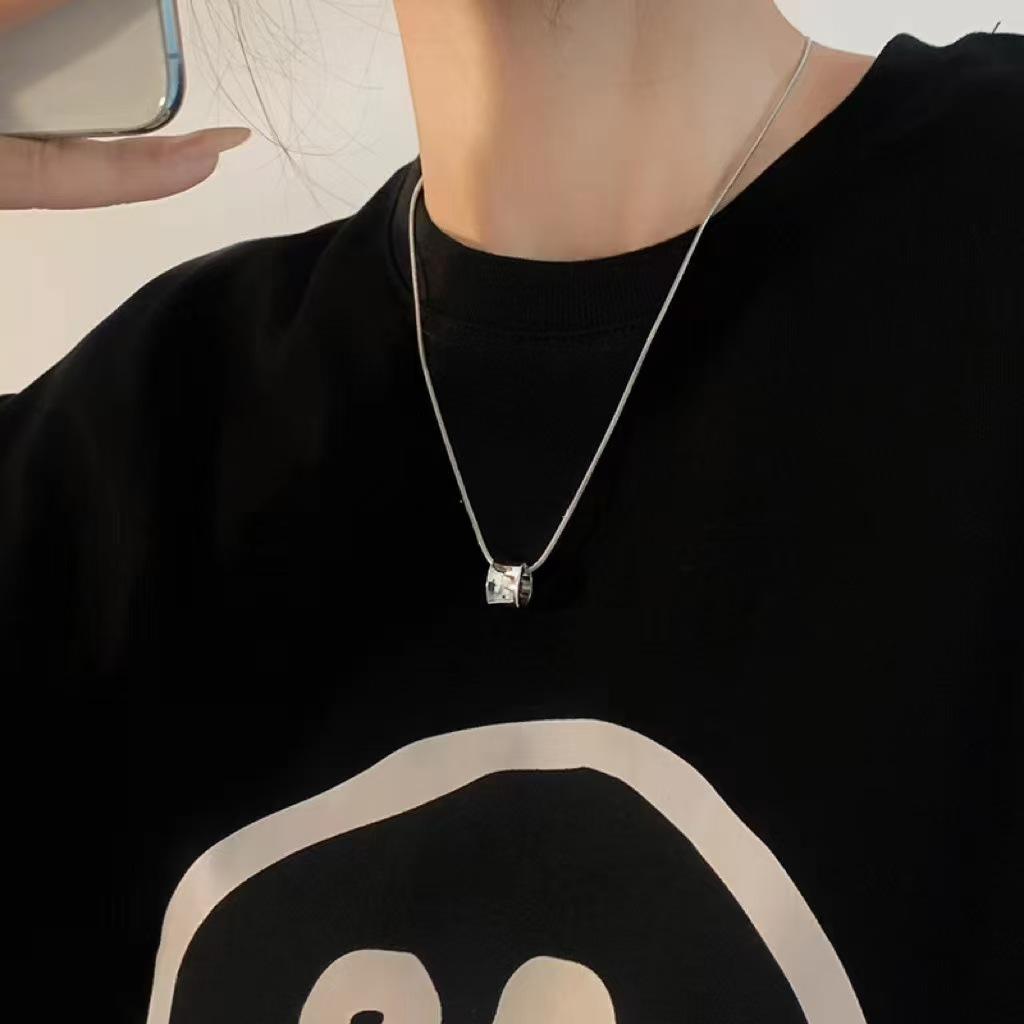 Ring small waist necklace women's simple and cold wind high-end neck chain niche versatile new collarbone chain