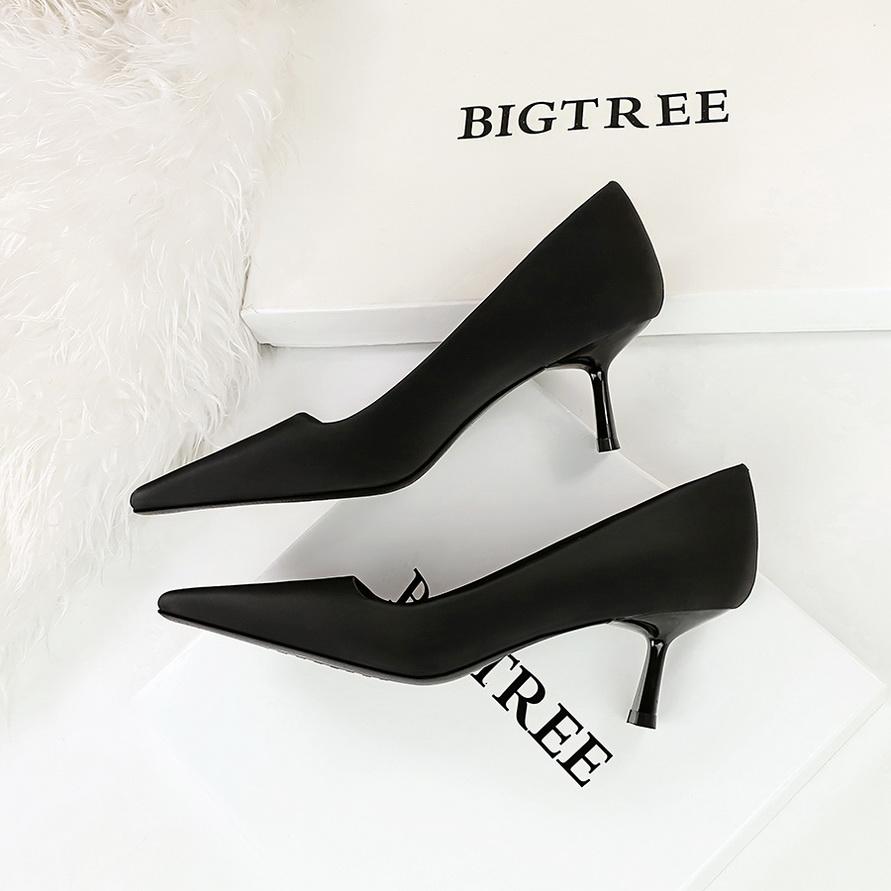 Minimalistiniai ploni kulniukai, seklios burnos kvadratiniai pirštai, moteriški profesionalūs OL universalūs vienviečiai aukštakulniai batai