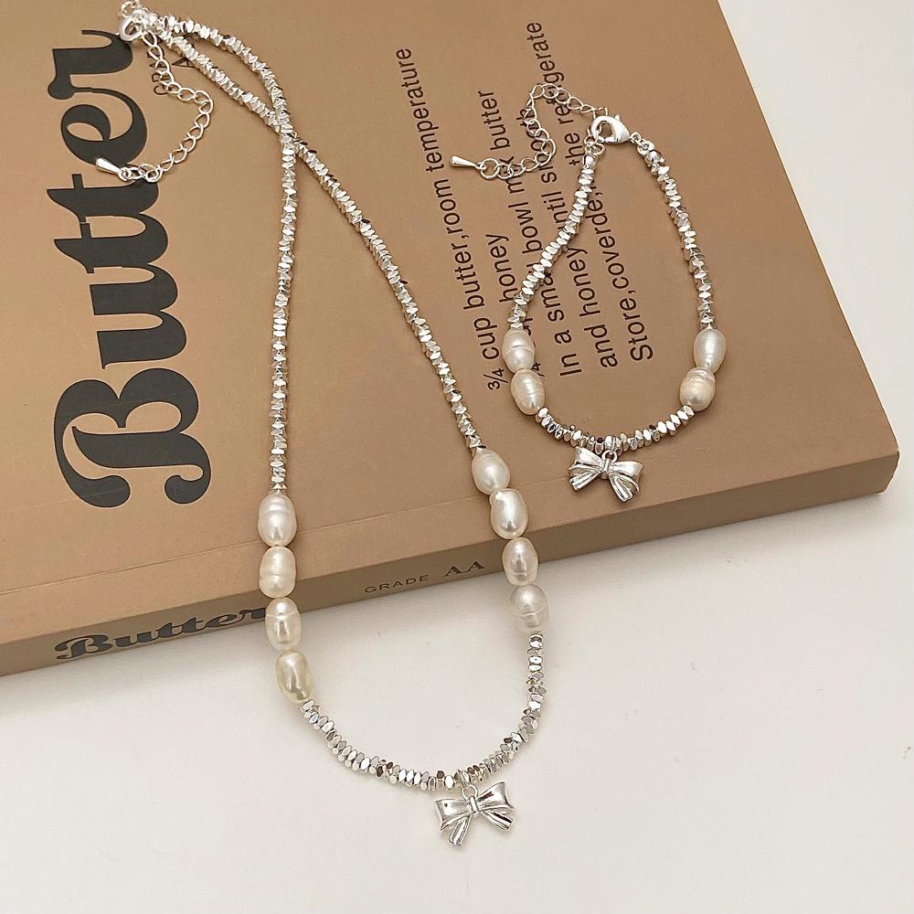 Fairy Style Minimalist Pearl Bow Necklace – Women's High-End Silver Choker