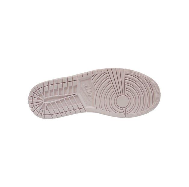 Кроссовки Nike BQ6472-500