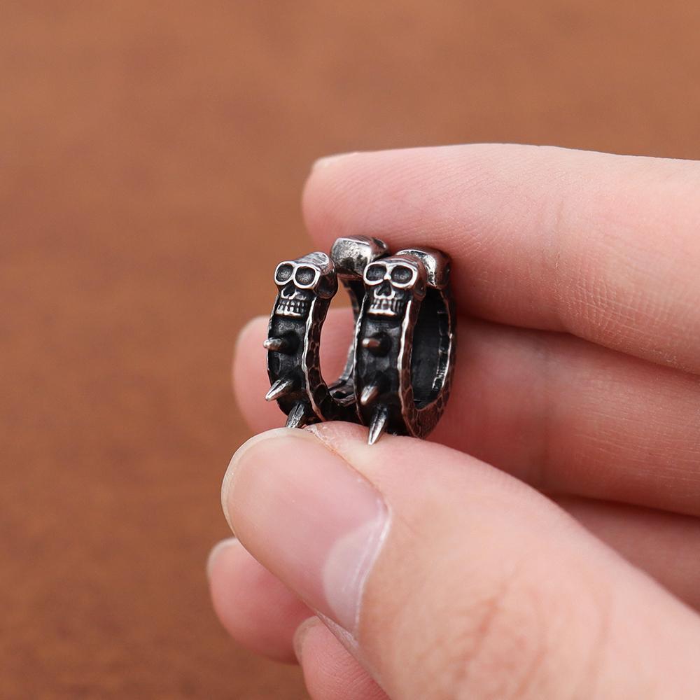 Stainless Steel Retro Black Skull Clip Earring Women Punk Hip Hop Hypoallergenic Earrings Fashion Charm Male Jewelry Accessories