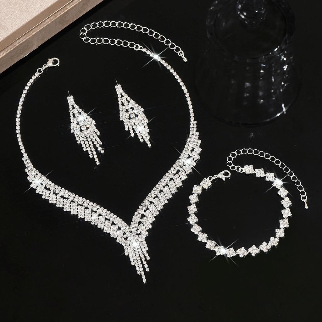 Sparkling Tassel Drop Earrings Statement Necklace Jewelry Set