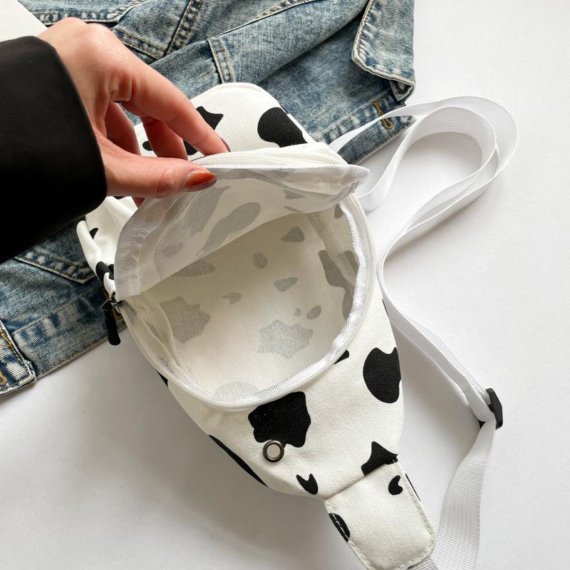 Popular Printed Canvas Small Bag Trendy Cow Pattern Small Fresh Girl Breast Bag Fashionable Going Out Mobile Phone Change Bag