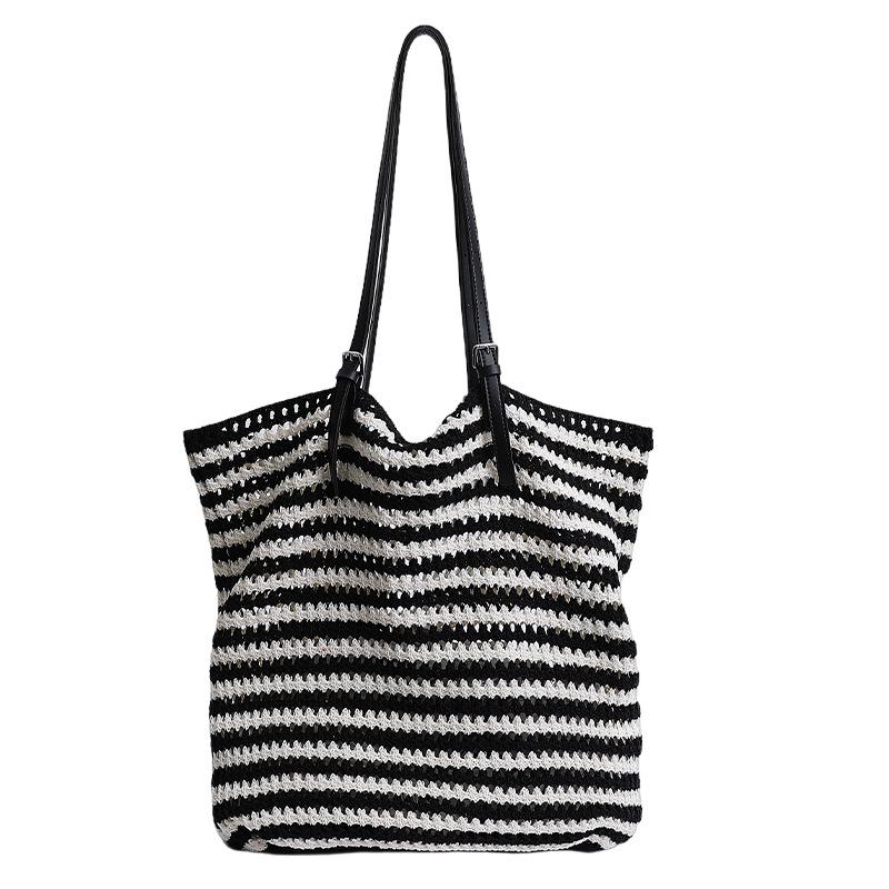 

Straw bags, beach bags, woven bags, straw bags, new shoulder women s bags, striped tassels, fashionable and casual. чёрный