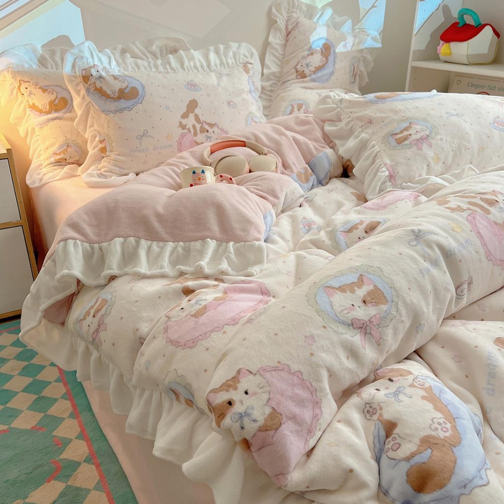 Thickened Milk Fleece Bed Four-Piece Set, Cute Lace Coral Fleece Quilt Cover, Fleece Bed Sheet Three-Piece Set
