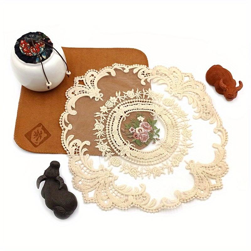 1Pcs Dining Table Embroidery Craft Placemat European Style Lace Insulation Plate Mat Anti-scald Coaster Table Pads