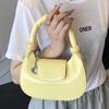 2025 New Fashion Crescent Moon Bag Women's Personality Simple Going Out Messenger Bag New Niche Portable Commuter Shoulder Bag