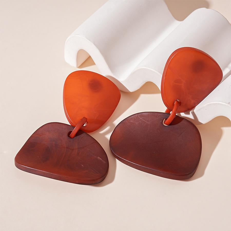 Boucles d'Oreilles Géométriques Rétro en Acrylique Aiguille Argentée - Ornements d'Oreille Haut de Gamme Style Européen & Américain pour Femmes