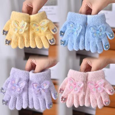 Accessori – Guanti, mezzi guanti e muffole