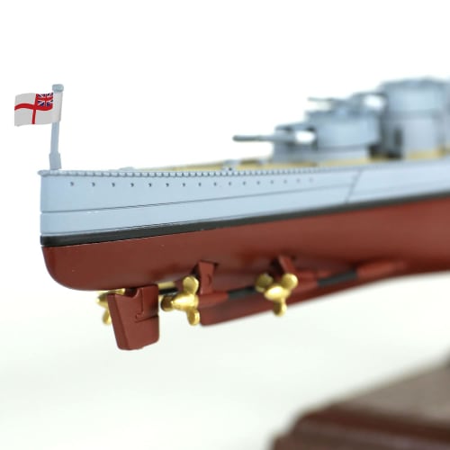 Platz Waltersons 1/700 WWII Royal Navy Battlecruiser Hood (Full Hull) Finished Model