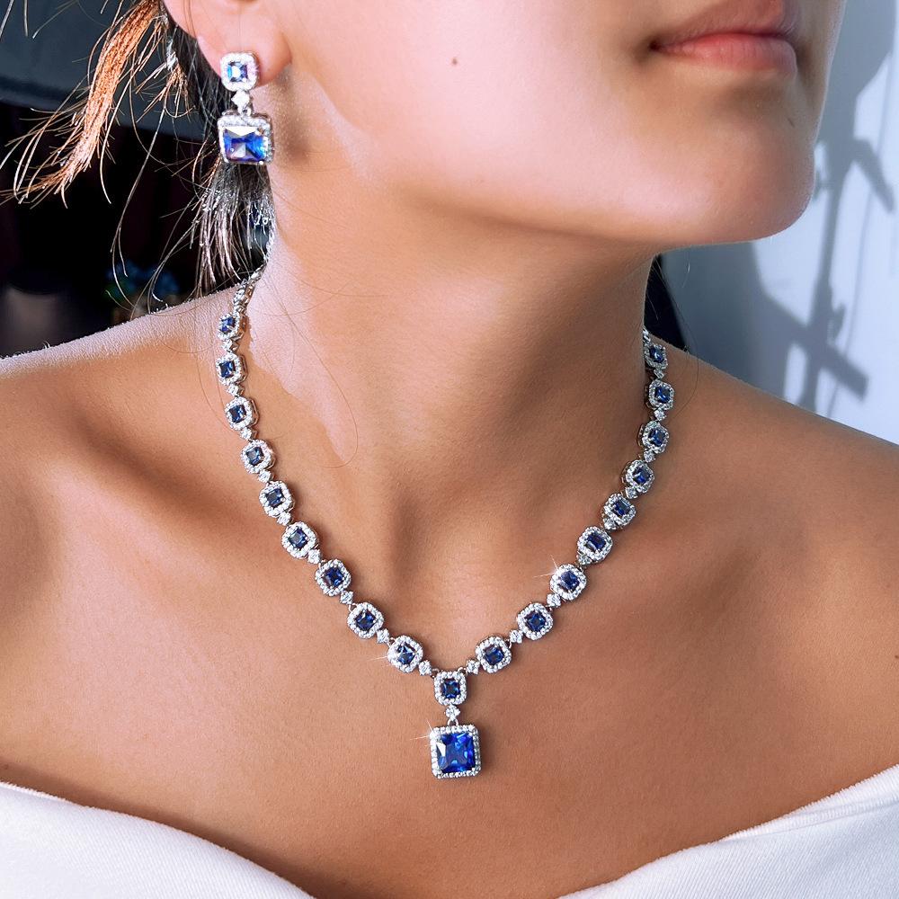 High-End Light Luxury Jewelry, Luxury Square Zircon Two-Piece Set, Dinner Bride Dress Necklace, Earrings Cover Chain.