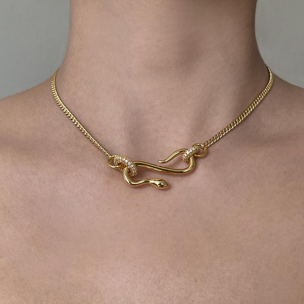 Light Luxury Personality Niche Tide Cool Full Diamond Ring Snake Necklace Neutral Simple Collarbone Neck Chain Fashion Pendant