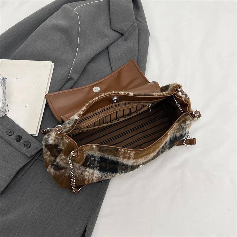 Small Soft Woolen Shoulder Bag for Women 2024 Winter Korean Fashion Female Chain Underarm Bag Handbags and Purses