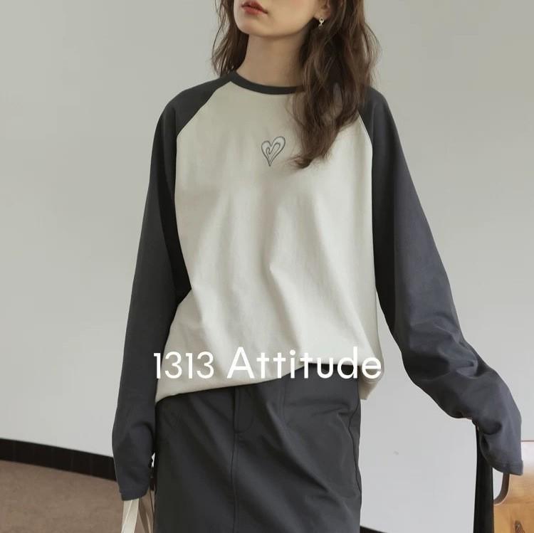 In Stock: Women's Early Autumn Apricot Gray Heart Print Raglan Long-Sleeve Cotton Top