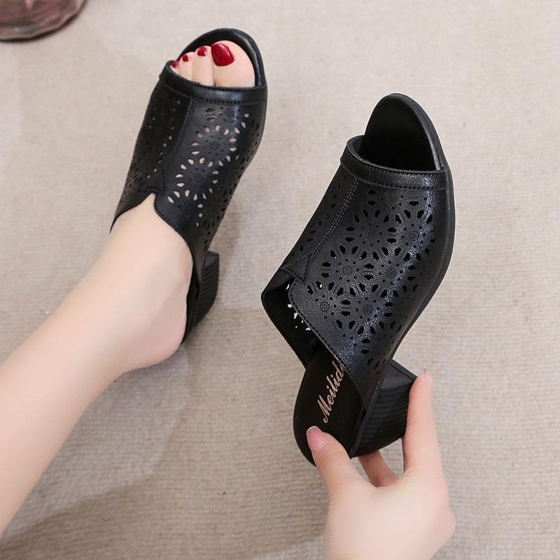Retro Thick Middle-heeled Fish Mouth Sandals Female 2025 Summer Fashion Hollow Sandals Outer Wear Slippers Open Toe Mules