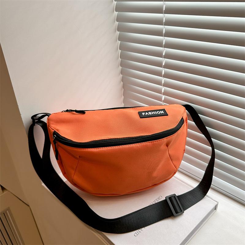 

Anti-splashing breast bag women s 2025 spring and summer shoulder messenger bag dumpling bag ultra-light men s and women s sports and leisure cycling оранжевый