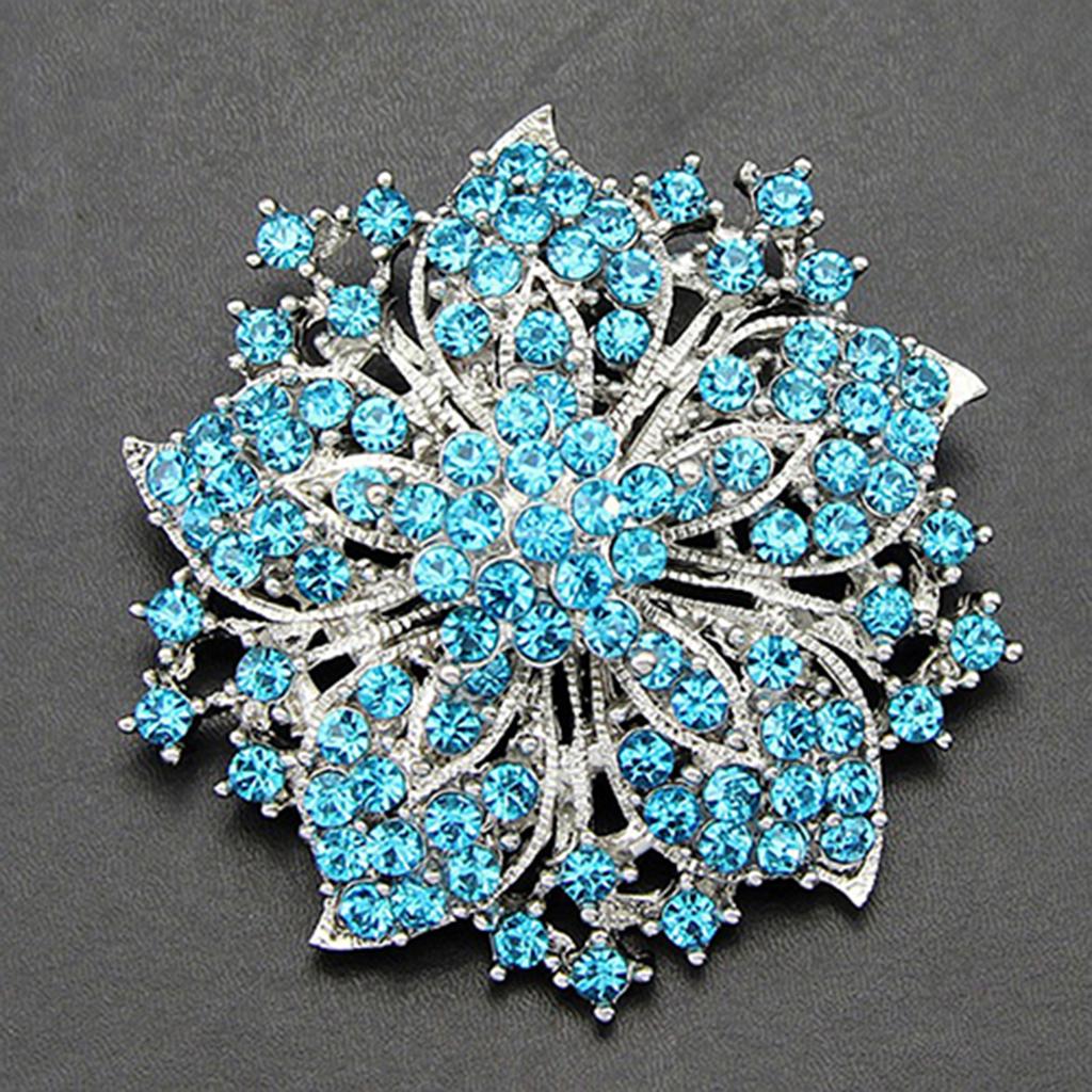 Ny ny design Cluster Rhinestones Round Blossom Flower Crystal Silver Pläterad Broscher Pin