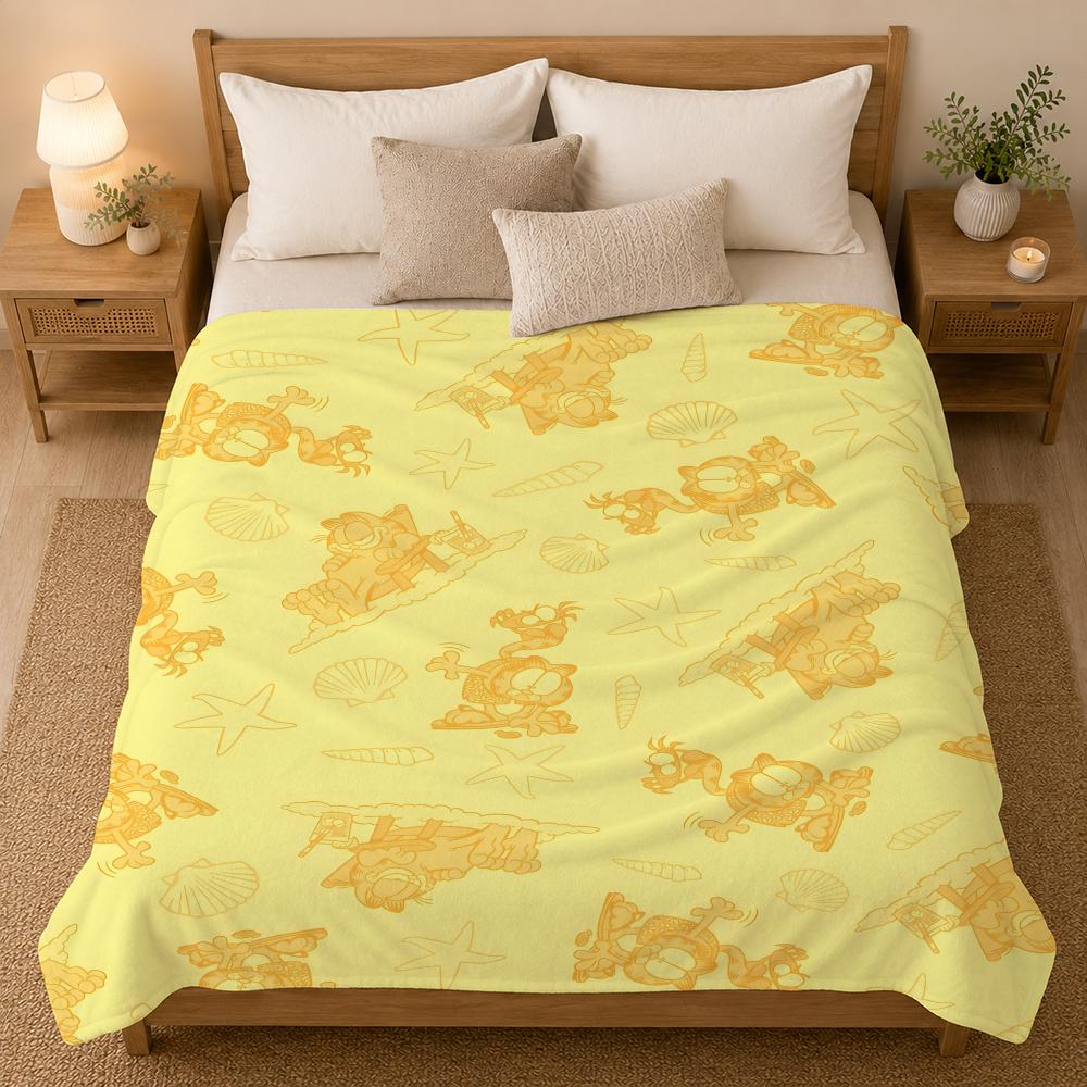 A fat yellow cat cute Garfiel Throw 240g flannel blanket, suitable for sofas, beds, offices,  exquisite gift blankets