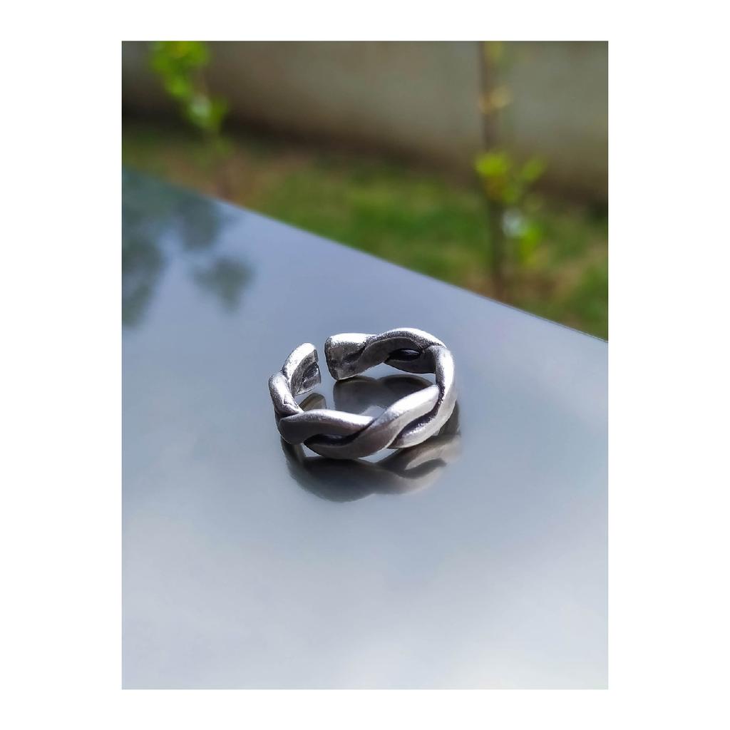 Matte Black Coiled Ring Knight Adjustable Ring