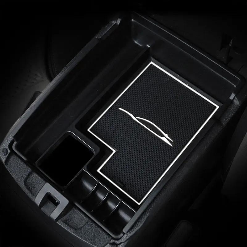 Car Armrest Storage Box for Nissan X-trail Xtrail T32 Rogue 2014 - 2026 Central Console Tray Holder Organizer Accessories