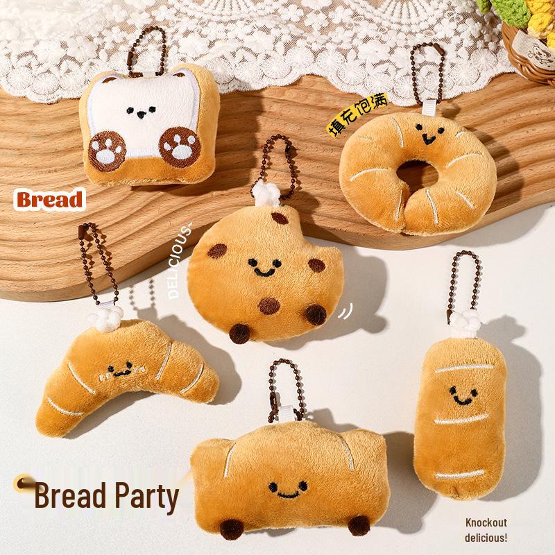 Uroczy breloczek pluszowy croissant - Mała kreskówkowa ozdoba do plecaka