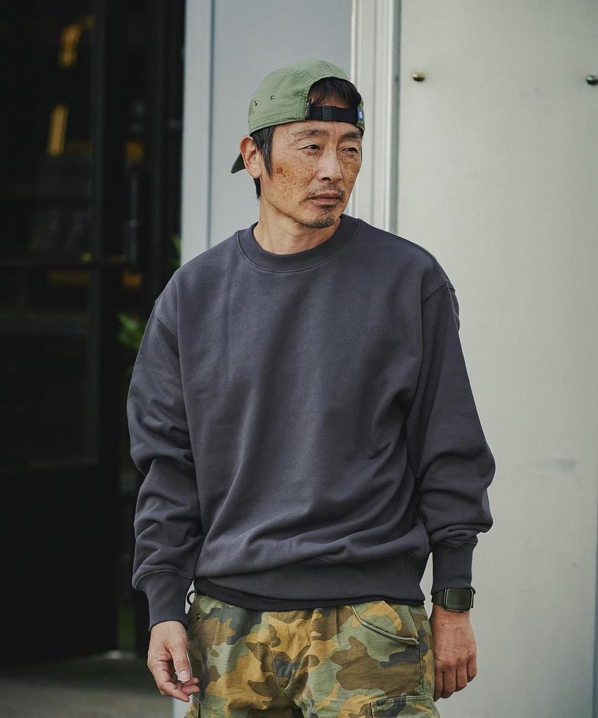 GORDON MILLER Men's Sponsor Print Sweatshirt, 12.7 Oz. Crew Neck, XL, Charcoal Gray, 1745176
