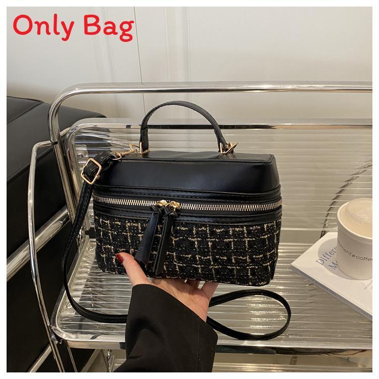 Womens Small Crossbody Bag With Polyester Lining For Street Style Looks