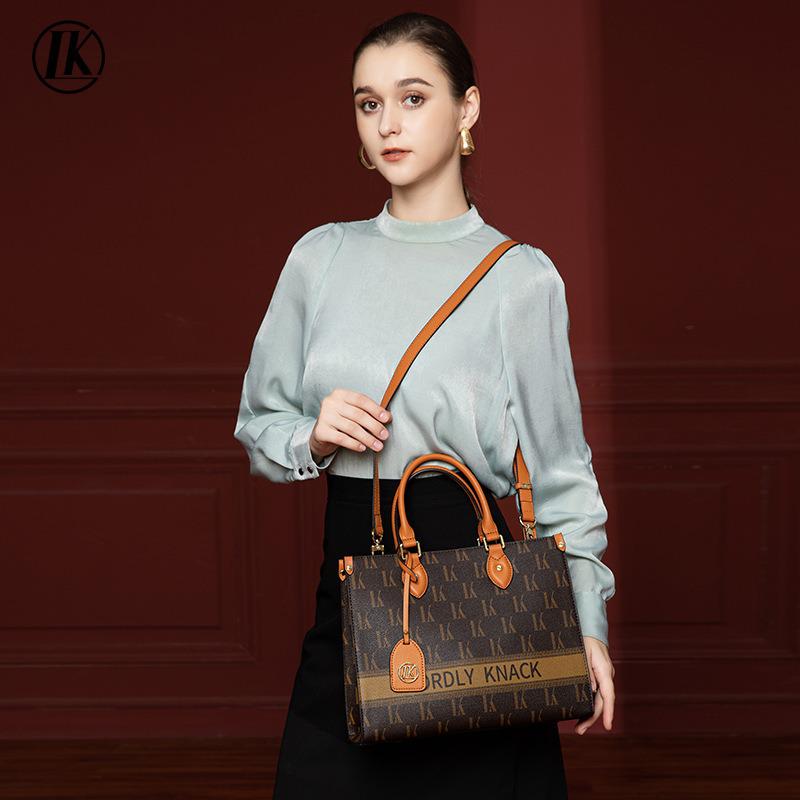 Retro Print Large Capacity Versatile Handbag and Shoulder Tote