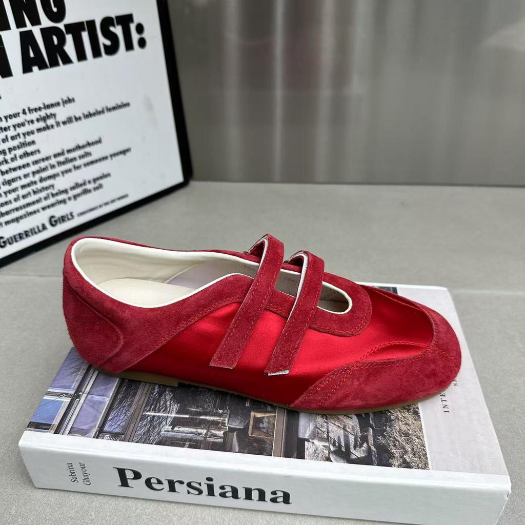 Dopamine Velcro Ballet Shoes Shallow Mouth Women's Single Shoes 2025 Summer New Flat Heel Soft Sole Mary Jane Shoes Women's Shoes