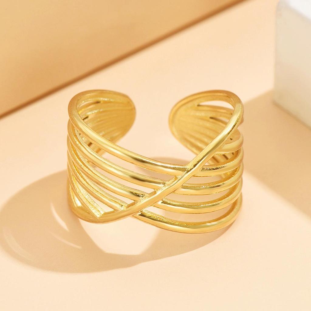 INS Style Geometric Intersecting Stainless Steel Ring for Women, 18K Gold Plated Titanium Steel Jewelry.