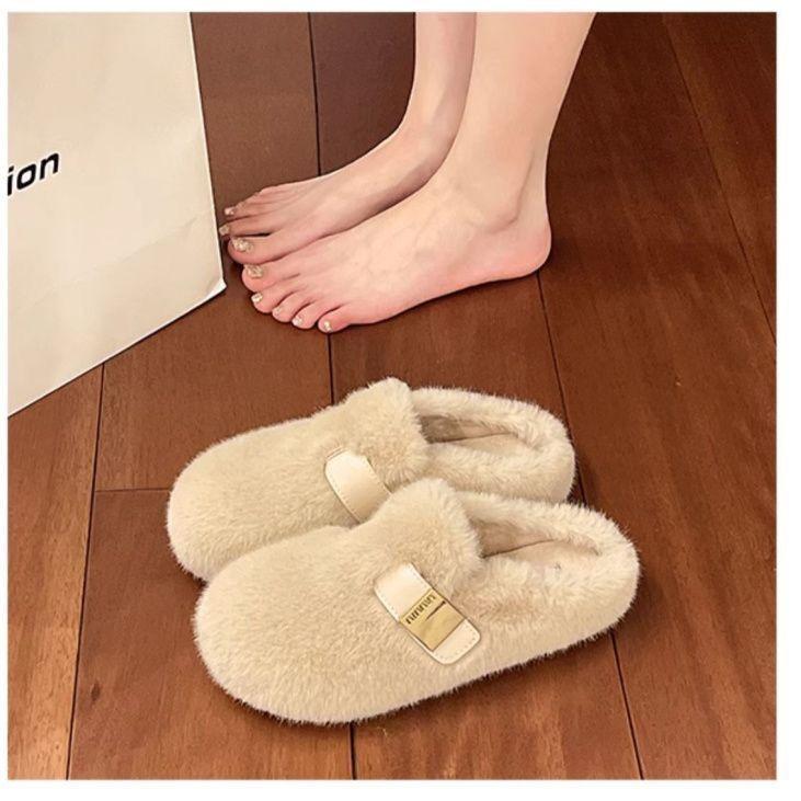 Niche leather button fluffy shoes slippers women's shoes wear new autumn and winter retro velvet cotton shoes bag head half slippers