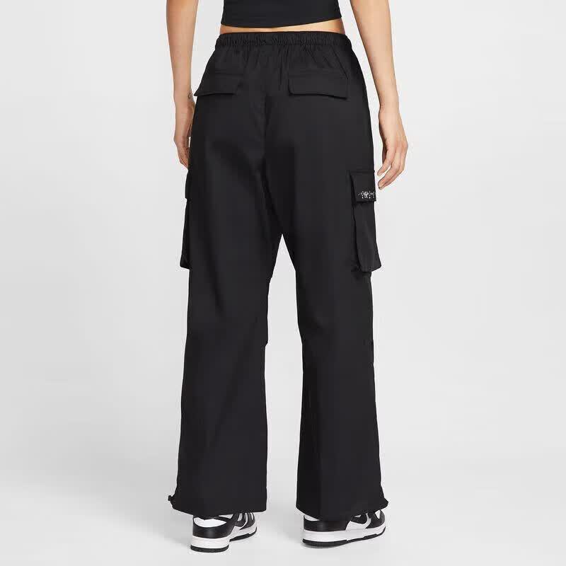 NIKE Women's Sport Casual Pants II0445-010