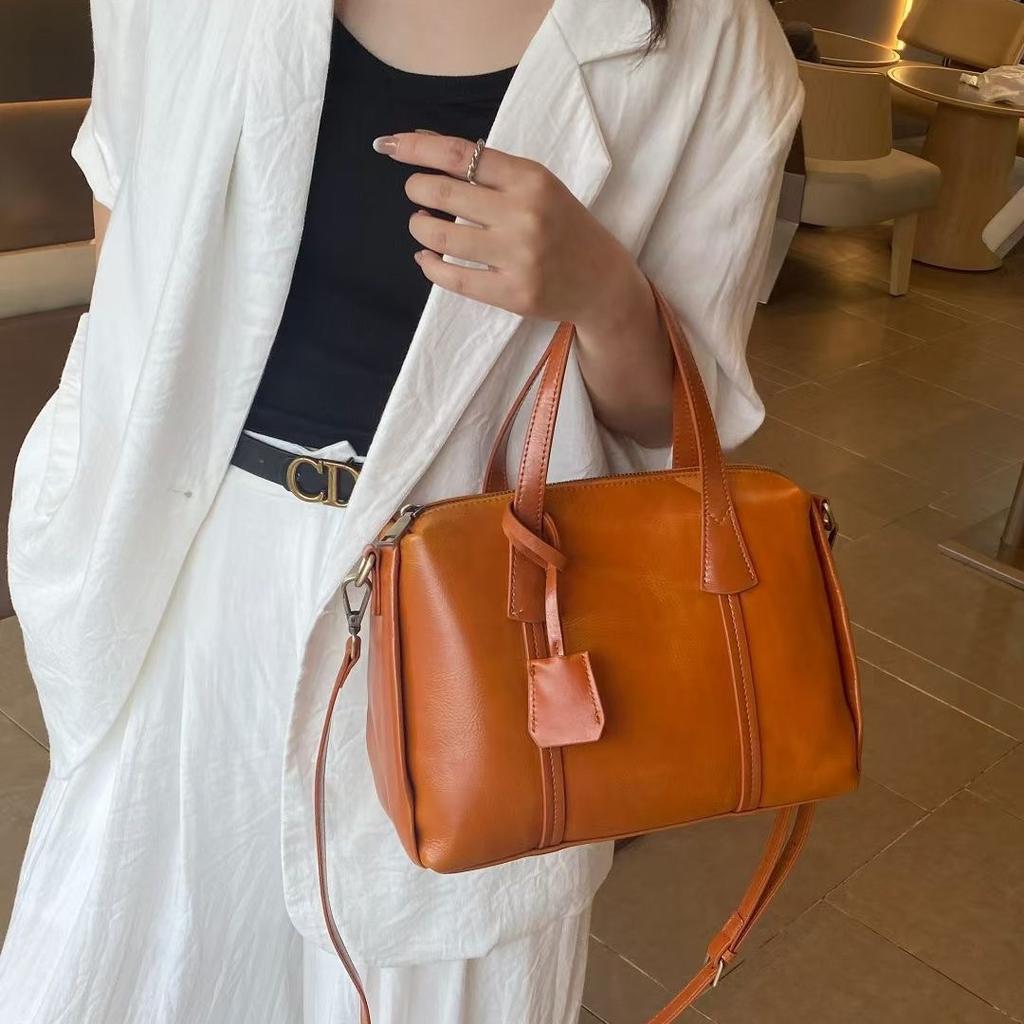 Leather women's bags, large-capacity handbags, new commuter tote bags, women's first-layer cowhide shoulder messenger bags