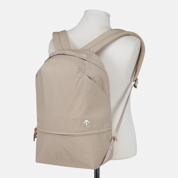 Descente Women'S Training Large Backpack Beige Sr122Tbp10