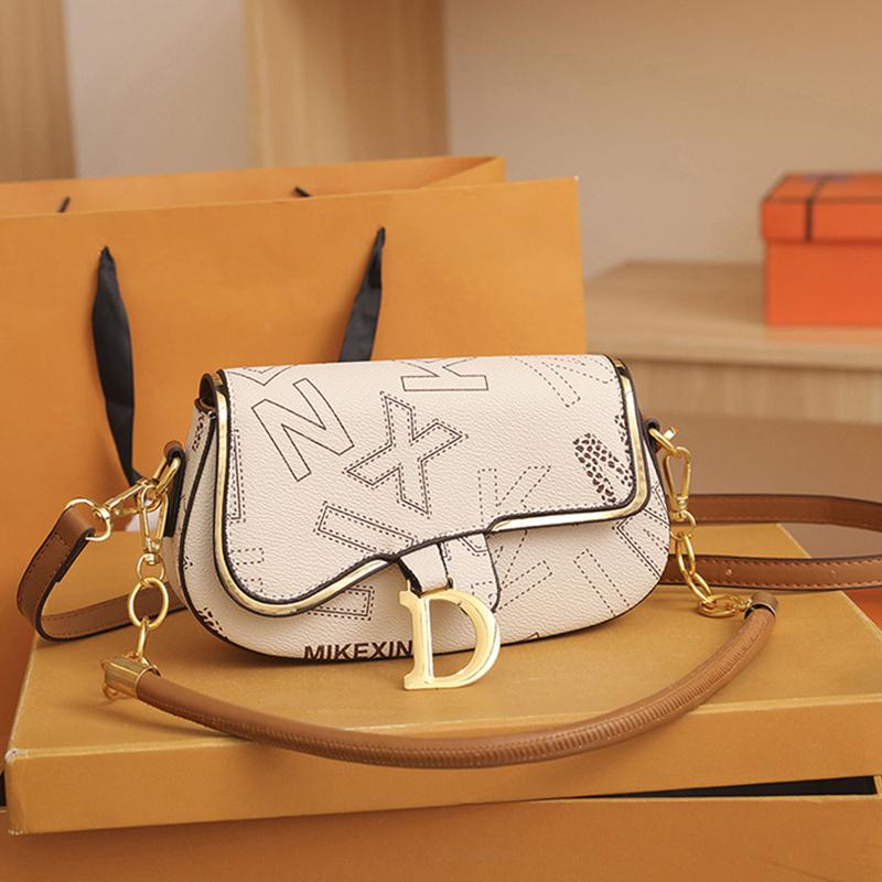 Luxusní designová kabelka Crossbody kabelky pro dámskou kabelku Taška přes rameno Casual Versatile Square bag Taška na polštář