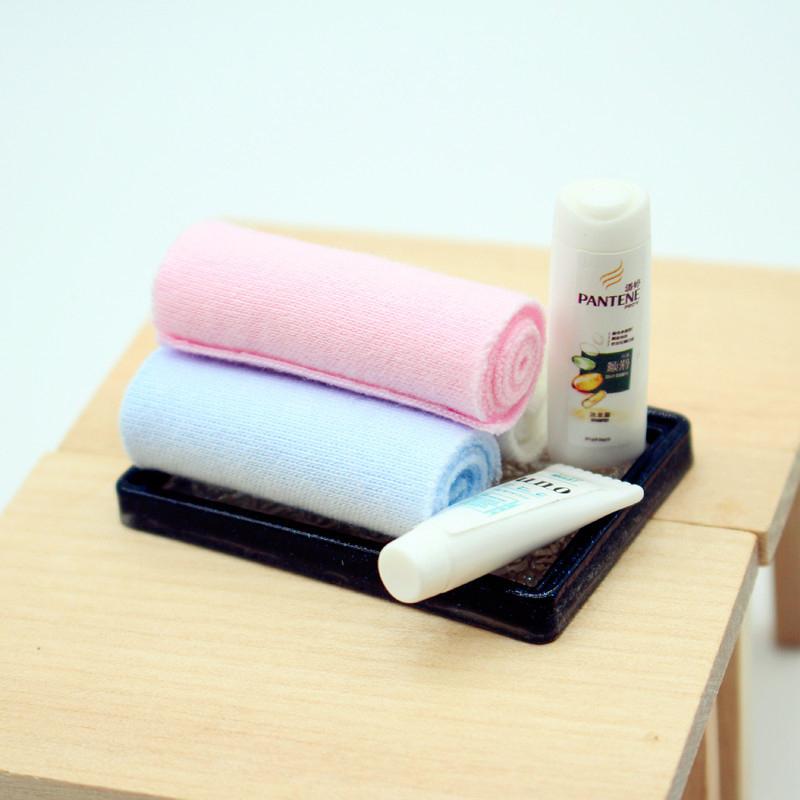 1/12 Dollhouse Simulation Facial Cleanser Shampoo Towel Set Dollhouse Miniature Bathroom Decoration Dolls House Accessories