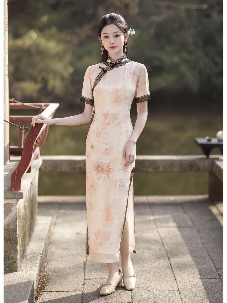 2024 Spring/Summer Elegant Breathable Lace Cheongsam Dress