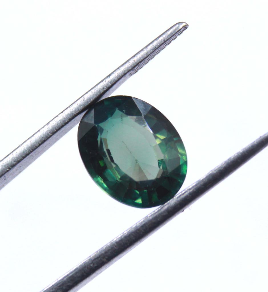 6.65 Carat Excellence Quality Green Alexandrite Oval Shape Certified Russia Gemstone SN510